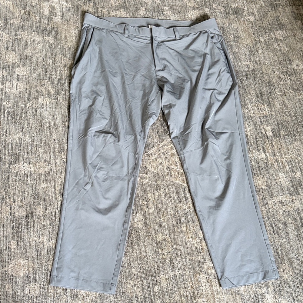 Fabletics Men's Gray Pants - 40 x 32 - athletic - golf - great condition